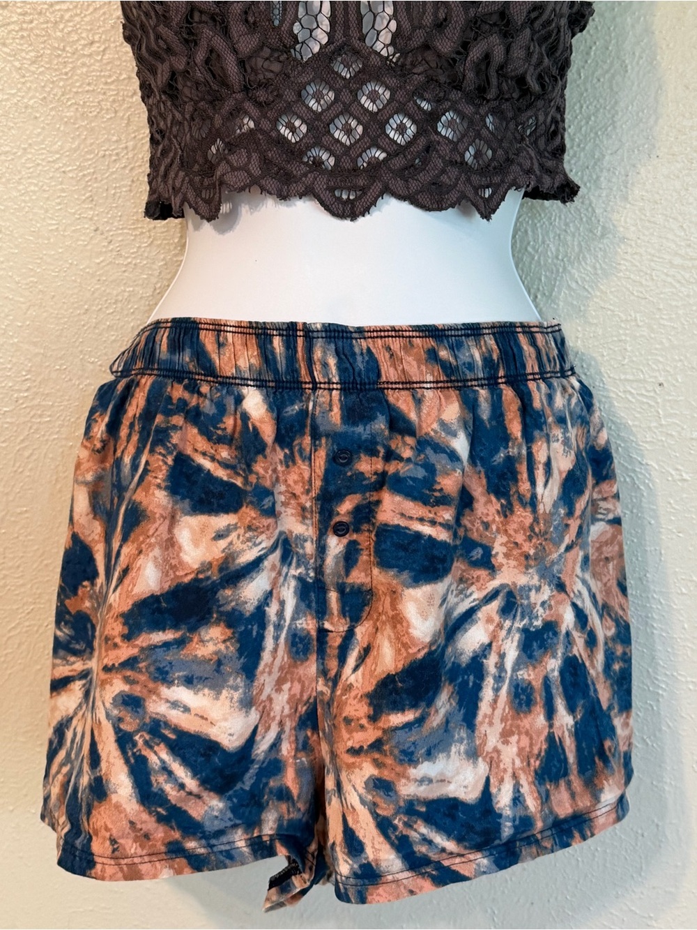 Victoria's Secret PINK Boxer-style Blue Tie Dye Fold Over Waistband sleep shorts - Picture 9 of 16